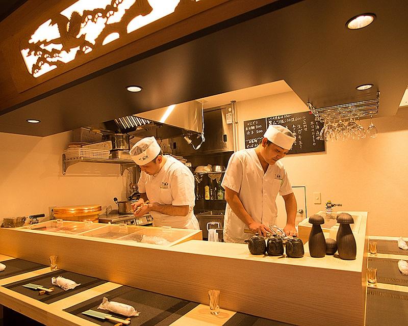 【東京　神田】”鮨と酒　魚伸“でスタッフ募集